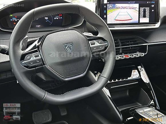BARAN OTOMOTİV DEN 2025 PEUGEOT 2008 CAM TAVAN 1.2 PURE TECH