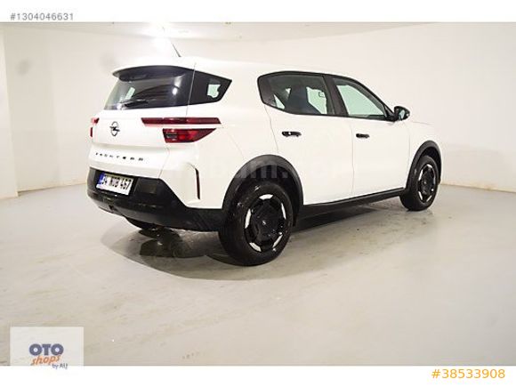 Opel Frontera 1.2 Hybrid Edition Dct 145HP - 2025