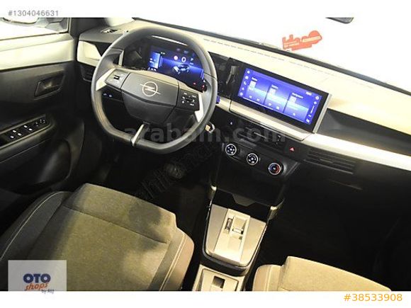 Opel Frontera 1.2 Hybrid Edition Dct 145HP - 2025