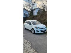 Sahibinden Hyundai i20 1.2 D-CVVT Jump 2013 Model  119.000 km Beyaz