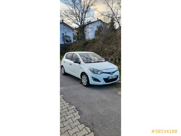 Sahibinden Hyundai i20 1.2 D-CVVT Jump 2013 Model  119.000 km Beyaz
