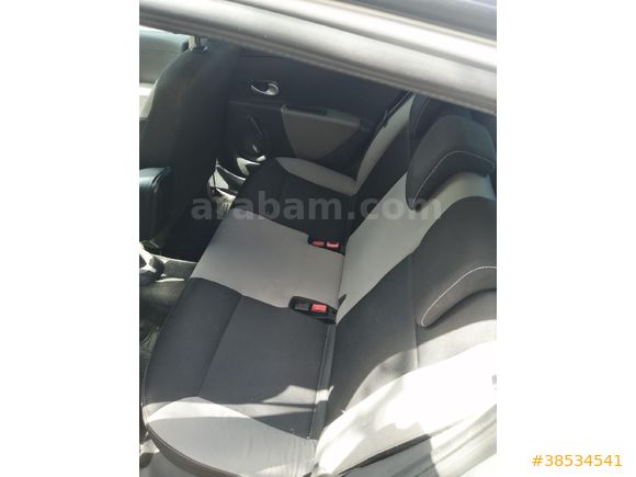 Sahibinden Renault Clio 1.5 dCi Authentique Edition 2012 Model