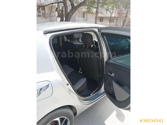 Sahibinden Renault Clio 1.5 dCi Authentique Edition 2012 Model