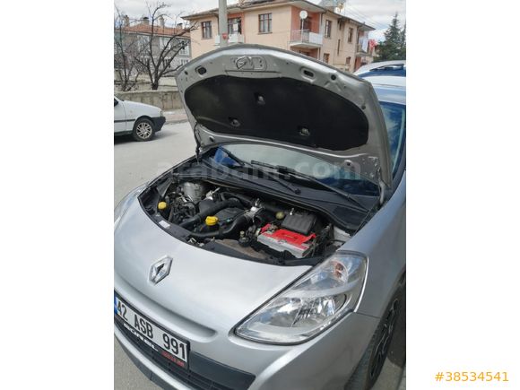 Sahibinden Renault Clio 1.5 dCi Authentique Edition 2012 Model