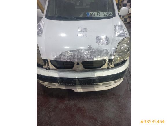 Sahibinden Renault Kangoo Multix 1.5 dCi Expression 2004 Model İzmir 250.000 km Beyaz