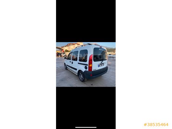 Sahibinden Renault Kangoo Multix 1.5 dCi Expression 2004 Model İzmir 250.000 km Beyaz
