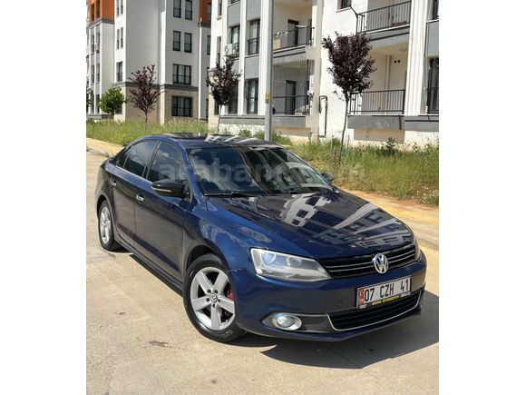 Galeriden Volkswagen Jetta 1.6 TDi Trendline 2013 Model Gaziantep