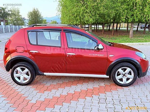 HATASIZ BOYASIZ FULL BAKIMLI 2012 DACİA SANDERO 1.5 DCI MANUEL