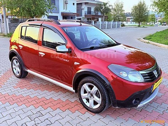 HATASIZ BOYASIZ FULL BAKIMLI 2012 DACİA SANDERO 1.5 DCI MANUEL