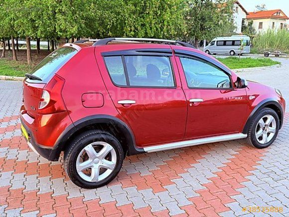 HATASIZ BOYASIZ FULL BAKIMLI 2012 DACİA SANDERO 1.5 DCI MANUEL