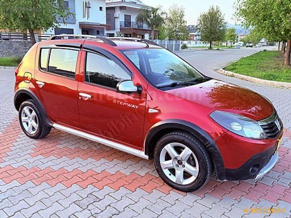 HATASIZ BOYASIZ FULL BAKIMLI 2012 DACİA SANDERO 1.5 DCI MANUEL