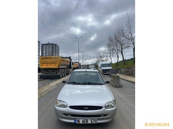 Sahibinden Ford Escort 1.6 CLX 1997 Model 