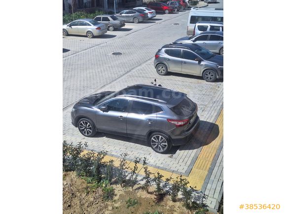 Sahibinden Nissan Qashqai 1.6 dCi Black Edition 2015 Model  113.000 km Gri (metalik)