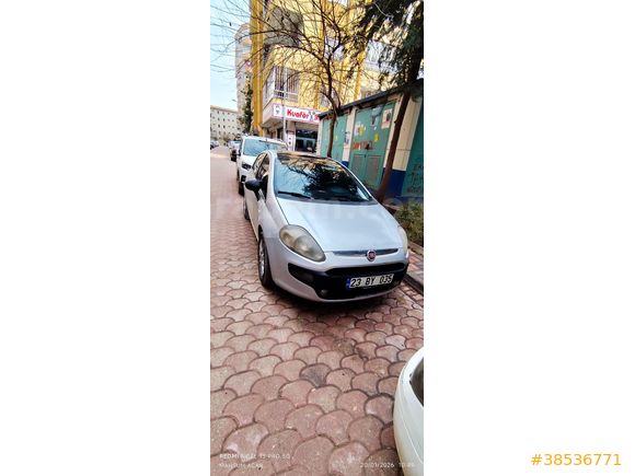 Sahibinden Fiat Punto EVO 1.4 Dynamic 2011 Model  251.000 km Gri (Gümüş)