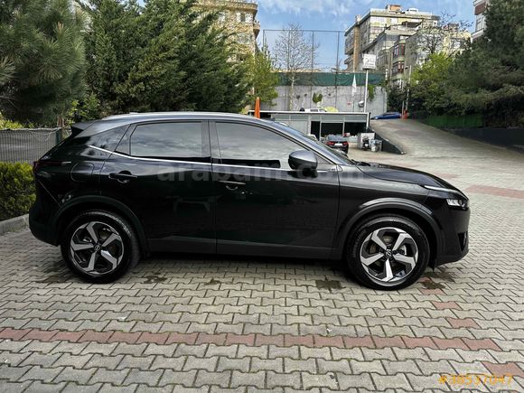 Sahibinden Nissan Qashqai 1.3 DIG-T Design Pack 2023 Model 