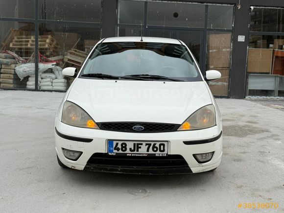 Sahibinden Ford Focus 1.6 Ghia 2002 Model