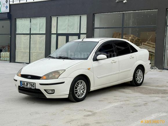 Sahibinden Ford Focus 1.6 Ghia 2002 Model