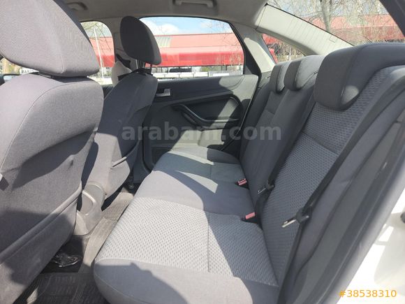 Sahibinden Ford Focus 1.6 TDCi Trend 2005 Model