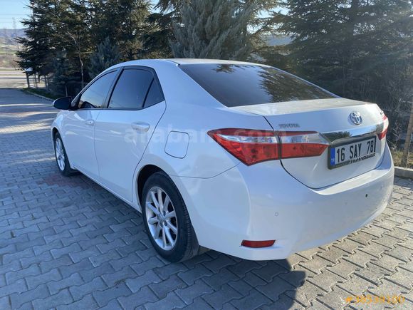 Sahibinden Toyota Corolla 1.33 Life 2015 Model 