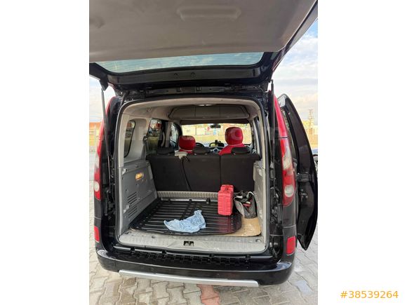 Sahibinden Renault Kangoo Multix 1.5 dCi Chromeline Edition 2011 Model 