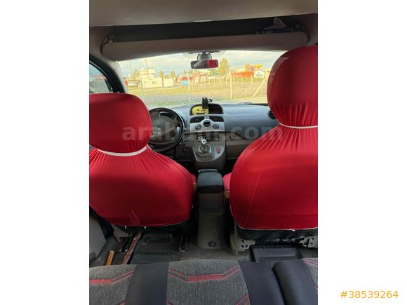 Sahibinden Renault Kangoo Multix 1.5 dCi Chromeline Edition 2011 Model 