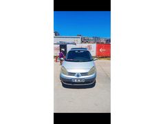 ACİL Sahibinden Renault Scenic 1.6 Dynamique 2004 Model