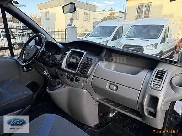 SAĞLAM DAN 2014 MODEL 8+1 OTOMOBİL TRAFİC HATASZ 30DK KREDİİ