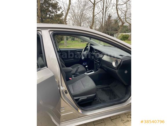 Sahibinden Toyota Auris 1.4 D-4D Active Skypack