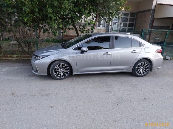 Sahibinden Toyota Corolla 1.5 Dream 2021 Model