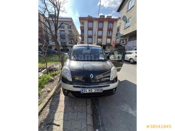 Sahibinden Renault Kangoo Multix 1.5 dCi Privilege Chromeline 2010 Model 