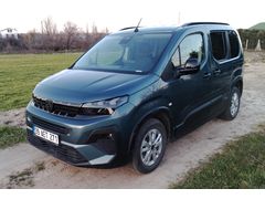 Sahibinden 5 aylık, sıfır gibi hatasız Peugeot Rifter Allure