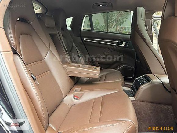 2023 BOYASIZ BAYİ ÇIKIŞLI VE BAKIMLI PANAMERA4 PLATİNUM EDİTİON