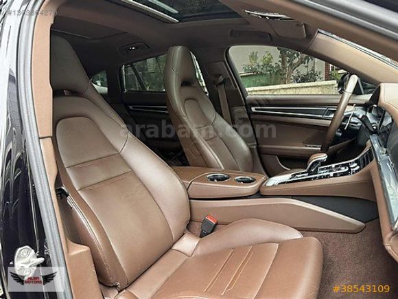 2023 BOYASIZ BAYİ ÇIKIŞLI VE BAKIMLI PANAMERA4 PLATİNUM EDİTİON
