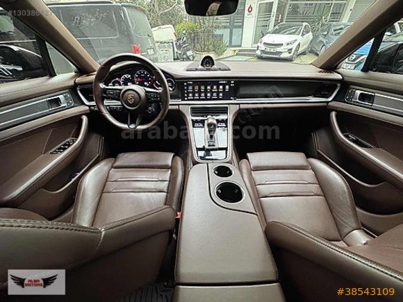2023 BOYASIZ BAYİ ÇIKIŞLI VE BAKIMLI PANAMERA4 PLATİNUM EDİTİON