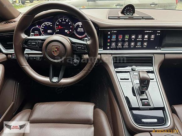 2023 BOYASIZ BAYİ ÇIKIŞLI VE BAKIMLI PANAMERA4 PLATİNUM EDİTİON