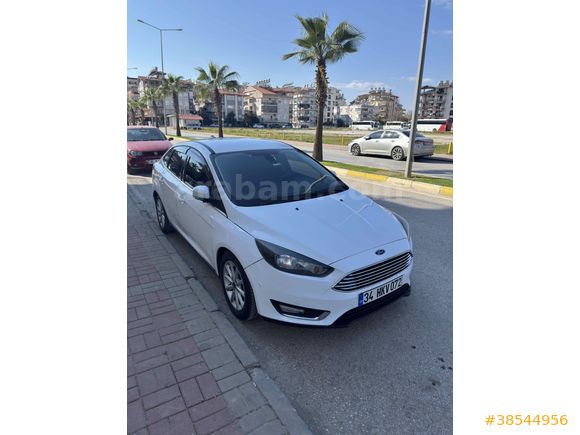 Sahibinden Ford Focus 1.5 TDCi Titanium 2016 Model  188.827 km Beyaz