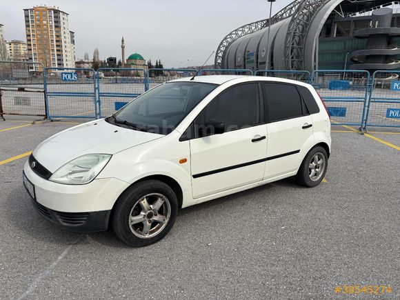 ACİL SATILIK Ford Fiesta 2005 Dizel Manuel