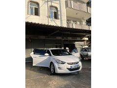 Sahibinden Hyundai Elantra 1.6 D-CVVT Style 2013 Model  202.000 km Beyaz