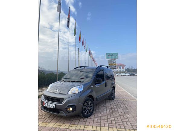 Sahibinden Fiat Fiorino Combi 1.3 Multijet Premio 2023 Model 