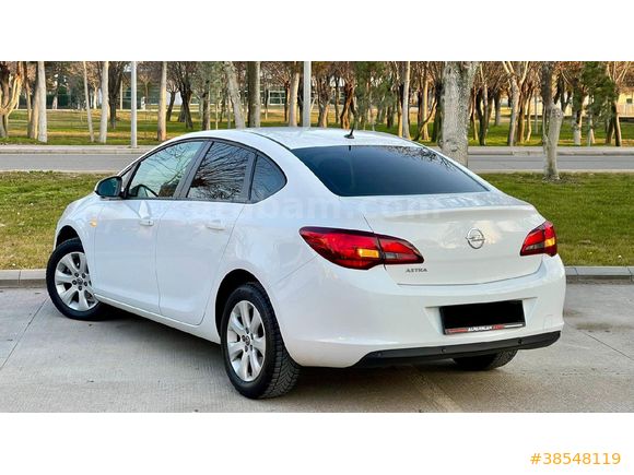 Sahibinden Opel Astra 1.6 Edition Plas 2017 Model  86.000 km Beyaz
