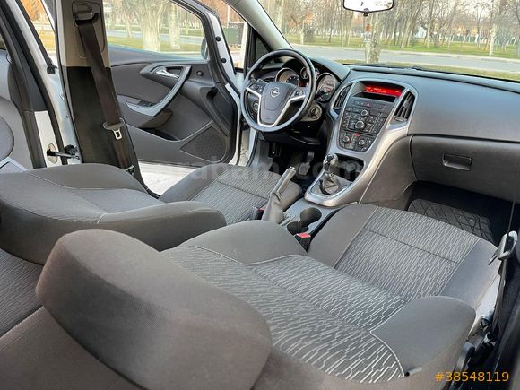Sahibinden Opel Astra 1.6 Edition Plas 2017 Model  86.000 km Beyaz