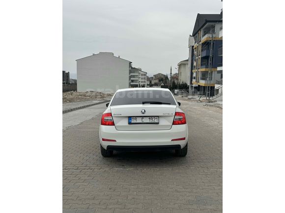 Öğretmenden FUL ORJİNAL HATASIZ Servis Bakımlı Skoda Octavia 
