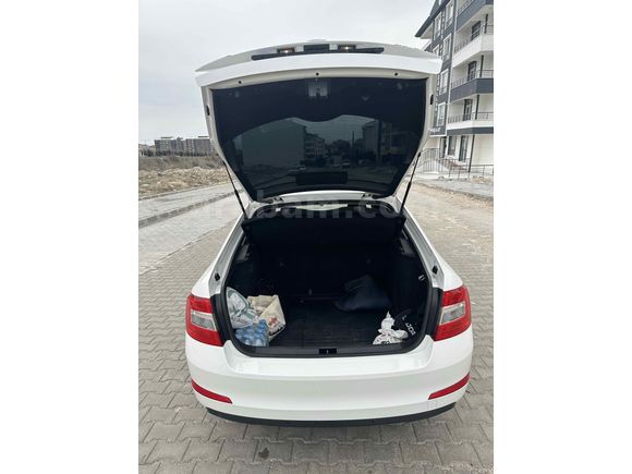 Öğretmenden FUL ORJİNAL HATASIZ Servis Bakımlı Skoda Octavia 