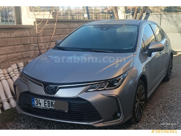 Sahibinden Toyota Corolla 1.8 Hybrid Flame X-Pack 2021 Model