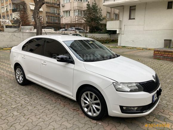 FIRSAT ARAÇ - AİLEDEN - DÜŞÜK KM RAPİD 1.4 STYLE DİZEL OTOMATİK - TEMİZ VE AZ YAKAR