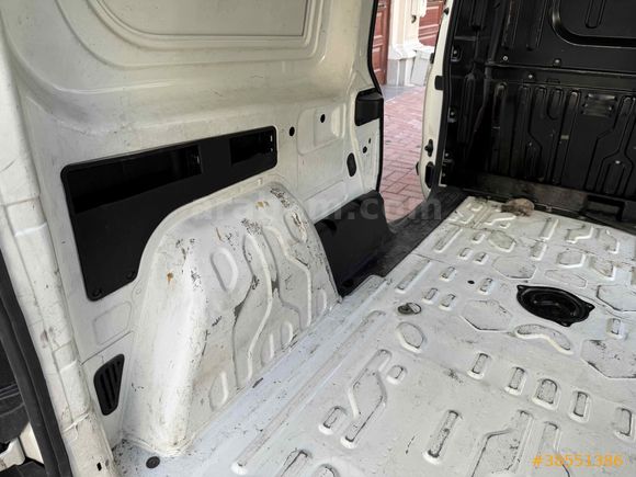 ÇİFT SURGÜLÜ KAPI + KLİMA + 2017 ÇIKIŞLI 1.3 Multijet Maxi  