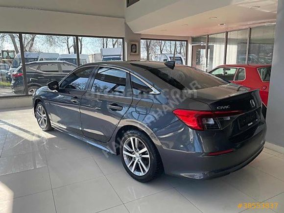2022 1.5 VTEC ECO ELEGANCE LPG Lİ BOYASIZ SANRUFLU