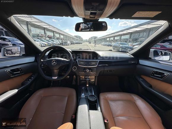 SIFIR GİBİ - BOYASIZ - 2010 MODEL MERCEDES E 220 CDI AMG - TABA