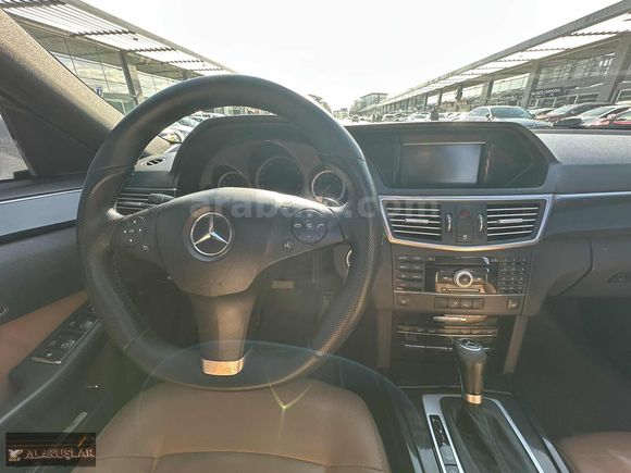 SIFIR GİBİ - BOYASIZ - 2010 MODEL MERCEDES E 220 CDI AMG - TABA