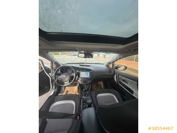 Galeriden Kia Ceed 1.6 CRDi Concept Plus 2015 Model Kocaeli